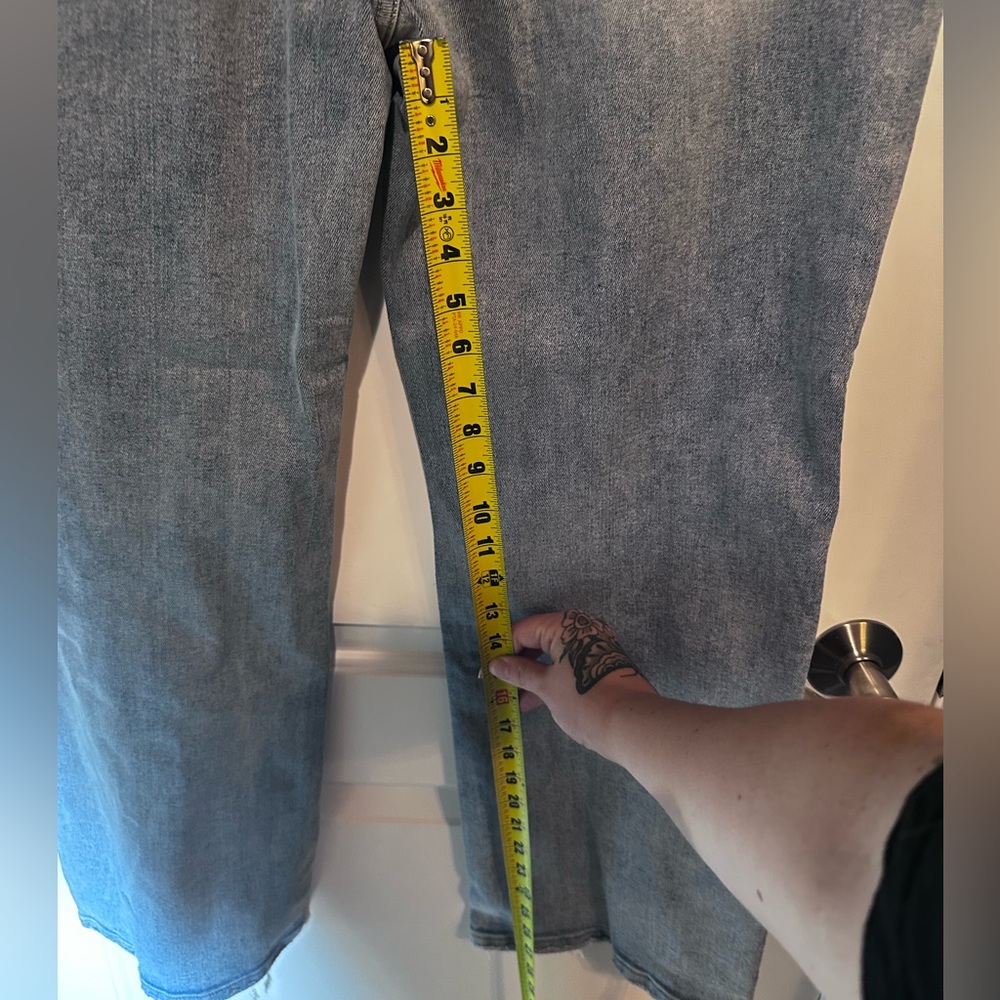 Risen Jeans 3XL High Rise Straight Leg Raw Hem Distressed Denim - Picture 7 of 9